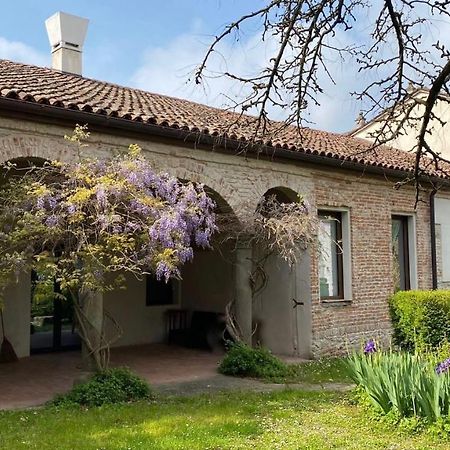 Agriturismo Borgo Buzzaccarini Rocca Di Castello 몽셀리체 외부 사진