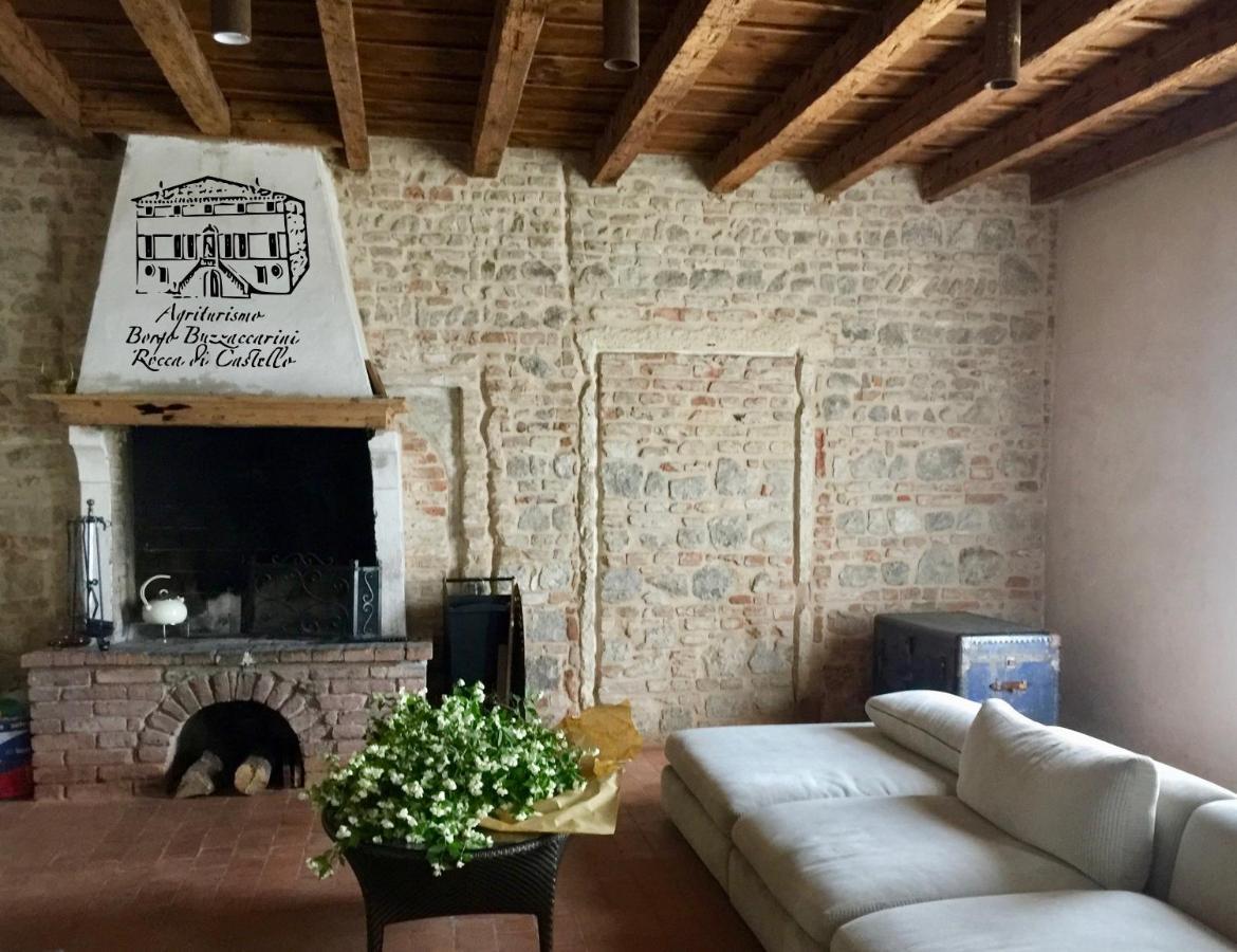 Agriturismo Borgo Buzzaccarini Rocca Di Castello 몽셀리체 외부 사진