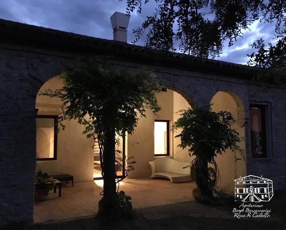 Agriturismo Borgo Buzzaccarini Rocca Di Castello 몽셀리체 외부 사진